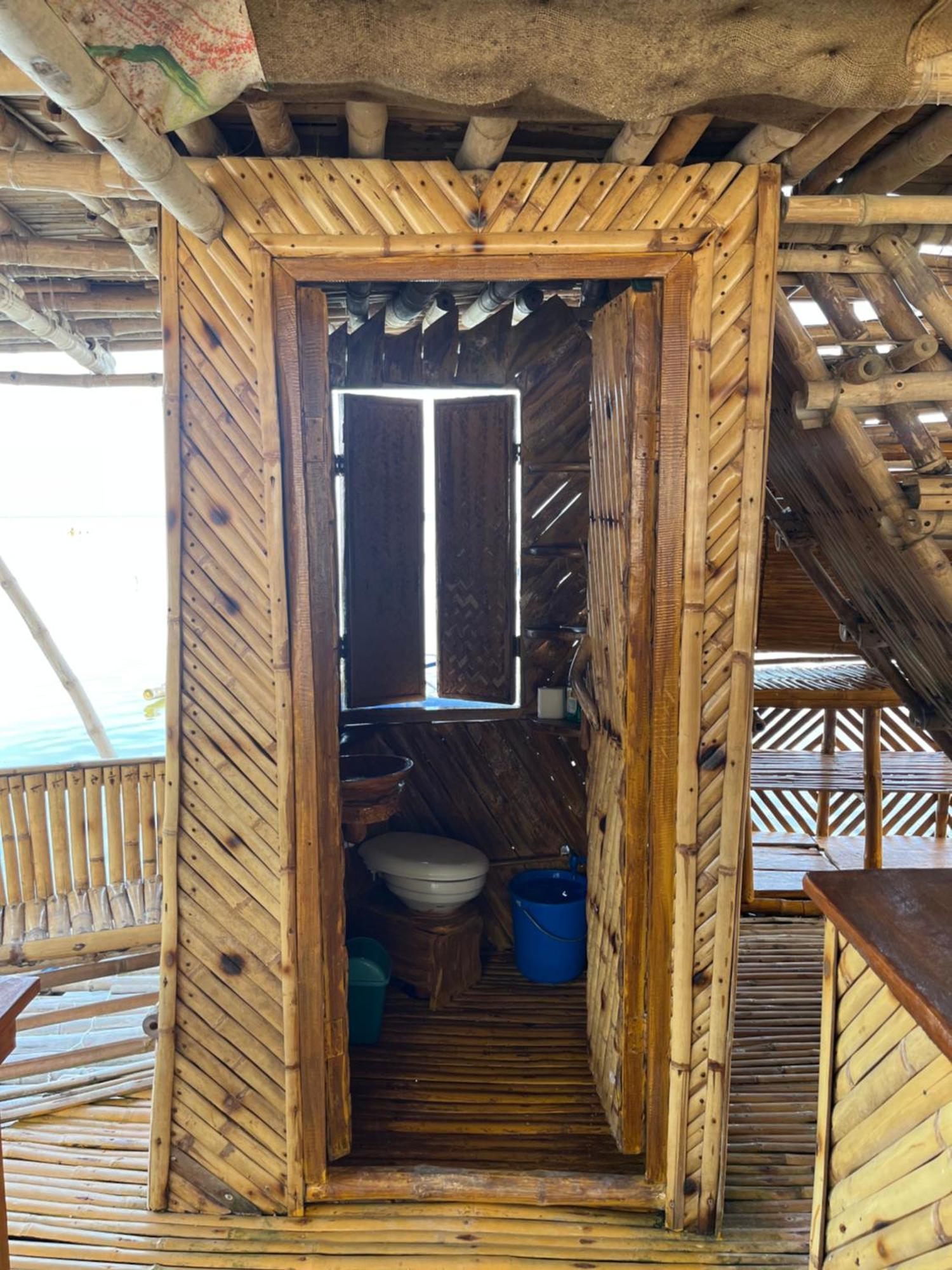 Bamboo Nest Beachfront Puerto Princesa Εξωτερικό φωτογραφία
