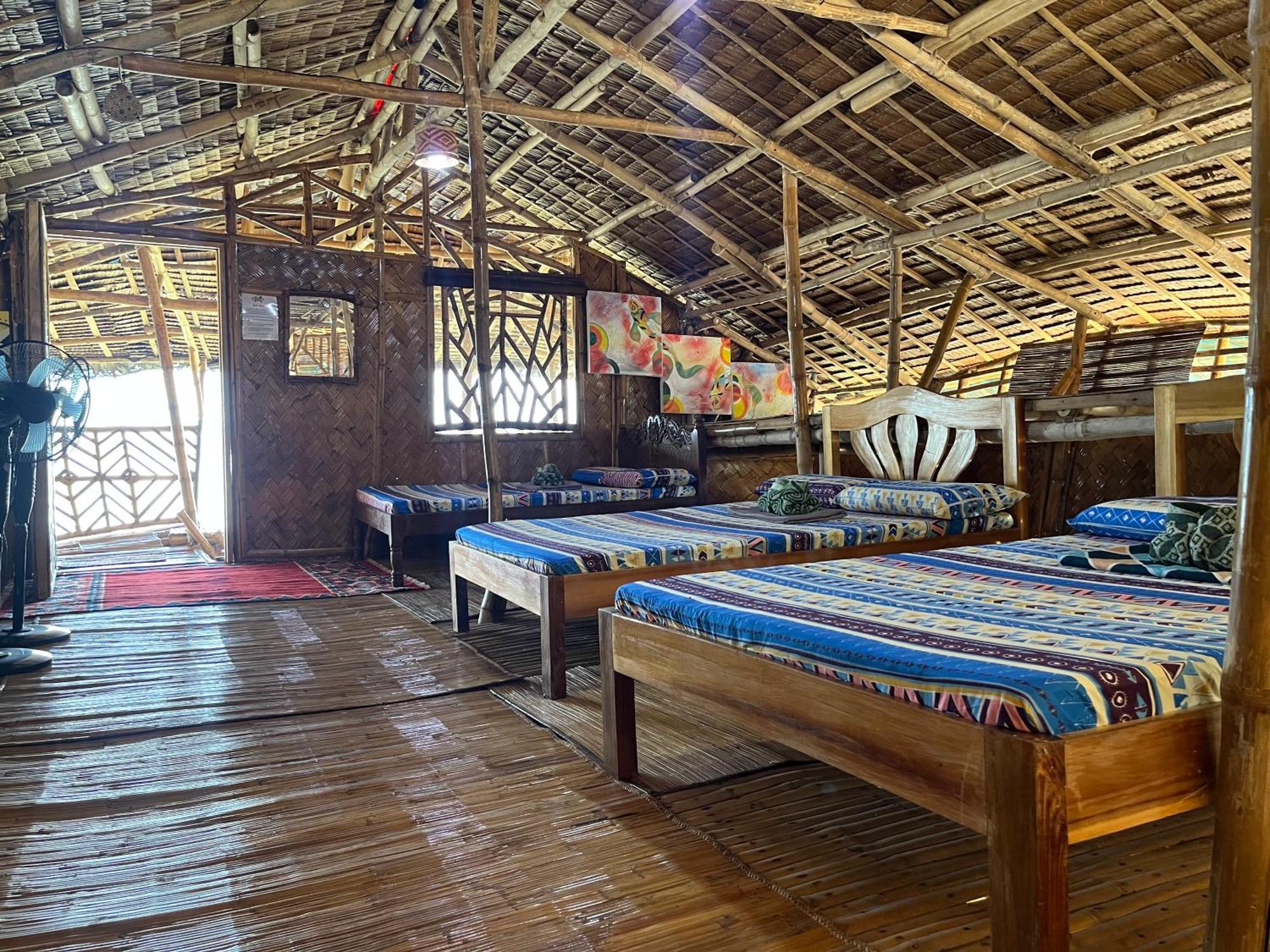 Bamboo Nest Beachfront Puerto Princesa Εξωτερικό φωτογραφία