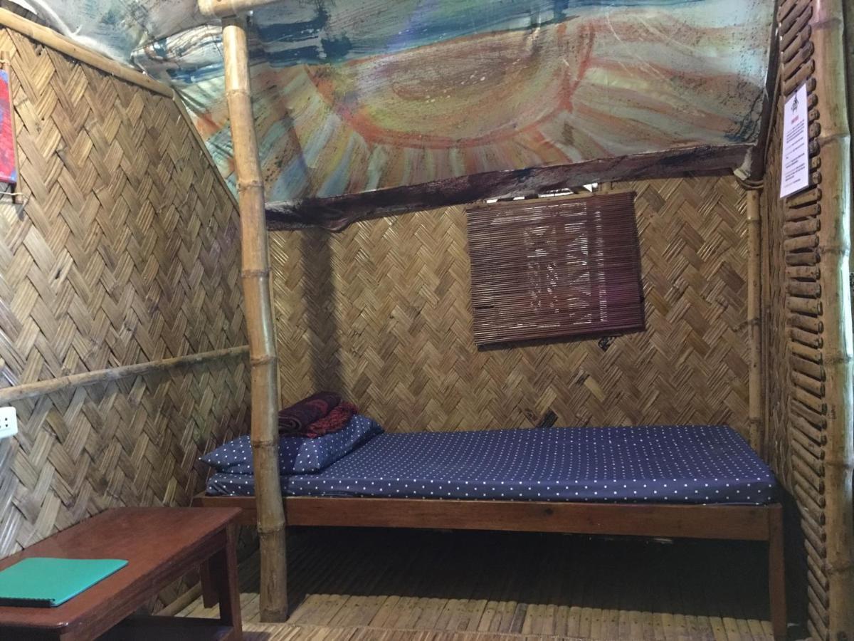 Bamboo Nest Beachfront Puerto Princesa Εξωτερικό φωτογραφία